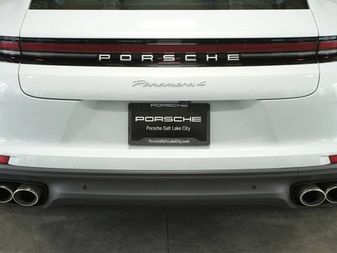 New 2025 Porsche Panamera 4 image 38