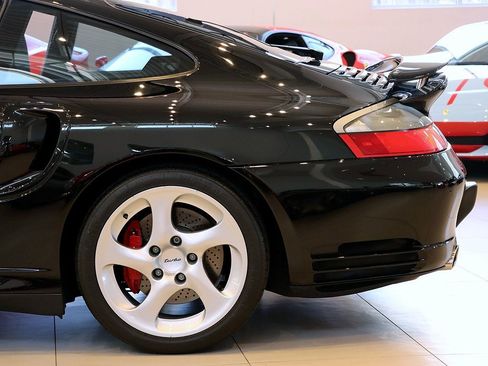 Used 2001 Porsche 911 Turbo image 39