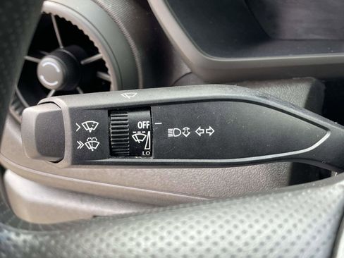 Used 2023 Chevrolet Colorado W/T image 17