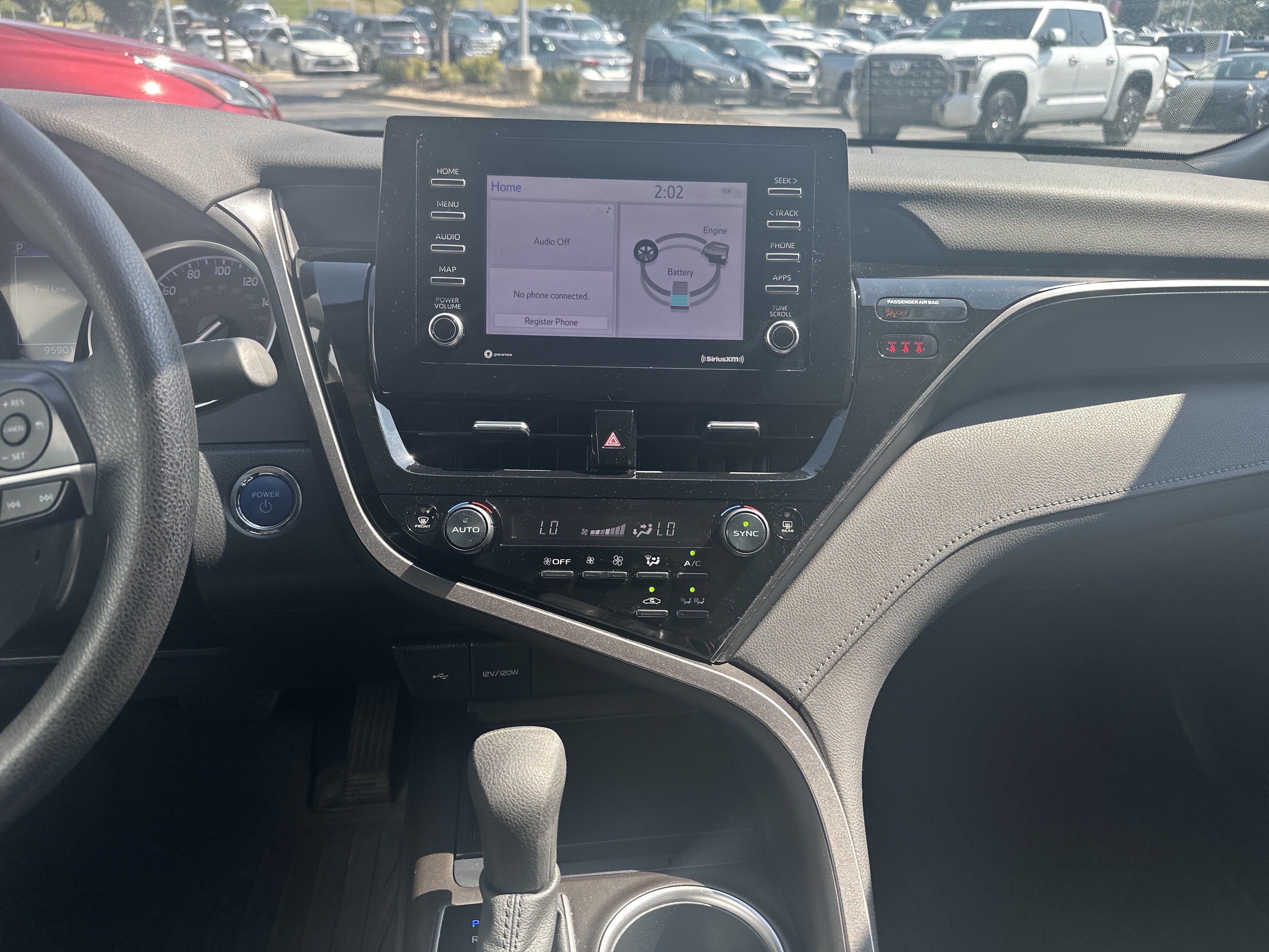 Used 2022 Toyota Camry LE FWD image 22