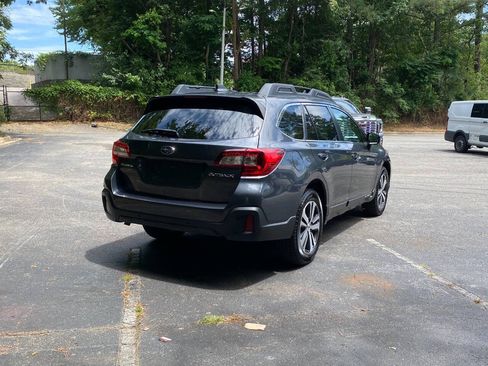 Used 2019 Subaru Outback 2.5i Limited AWD/4WD image 5