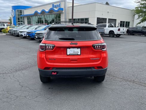 Used 2020 Jeep Compass Trailhawk AWD/4WD image 4