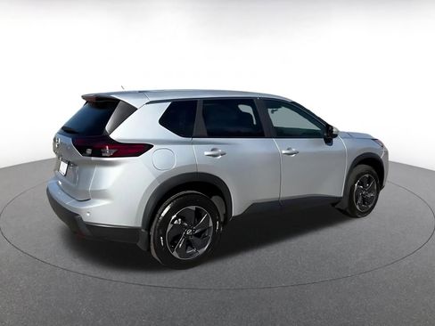 Used 2025 Nissan Rogue SV image 15