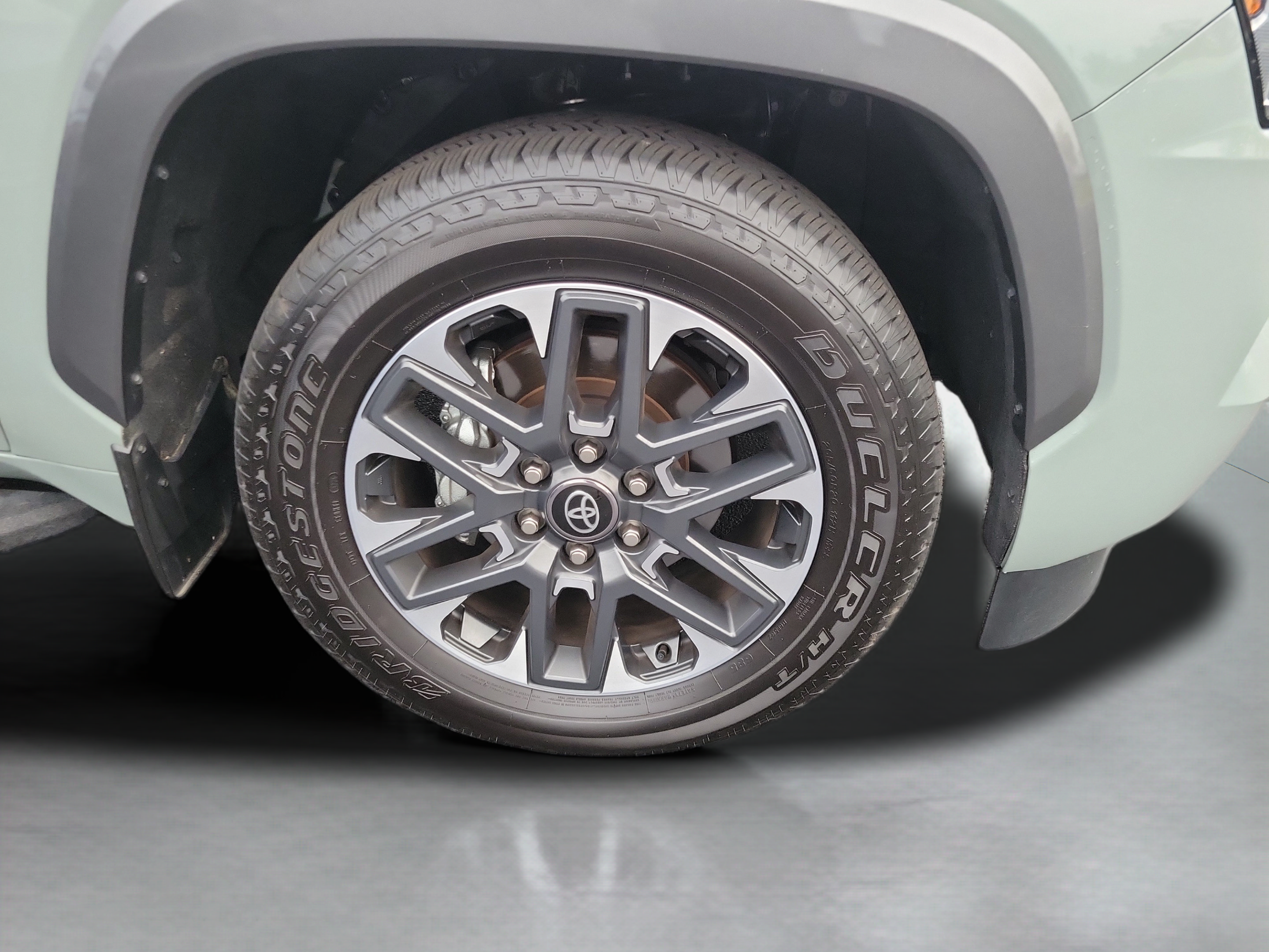 Used 2026 Toyota Sequoia Limited AWD/4WD image 11