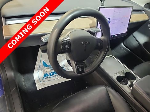 Used 2021 Tesla Model 3 Standard Range Plus RWD image 5