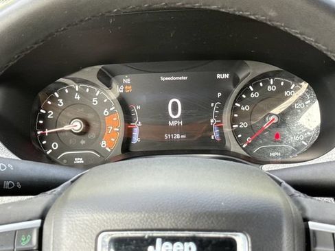 Used 2024 Jeep Compass Latitude AWD/4WD image 12