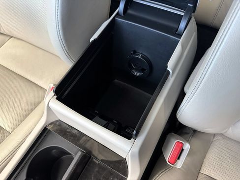 Used 2011 Acura TSX Sedan FWD image 31