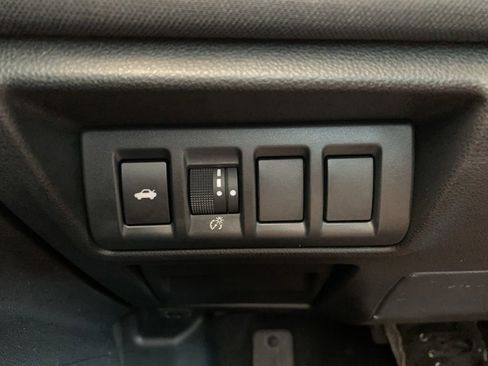 Used 2025 Subaru Legacy Premium AWD/4WD image 11
