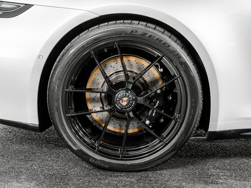 Used 2026 Porsche 911 Carrera 4 GTS image 9