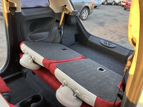 Used 2016 FIAT 500 Pop image 38