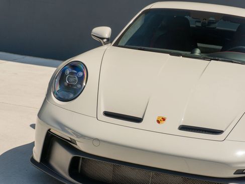Used 2022 Porsche 911 GT3 RWD image 26
