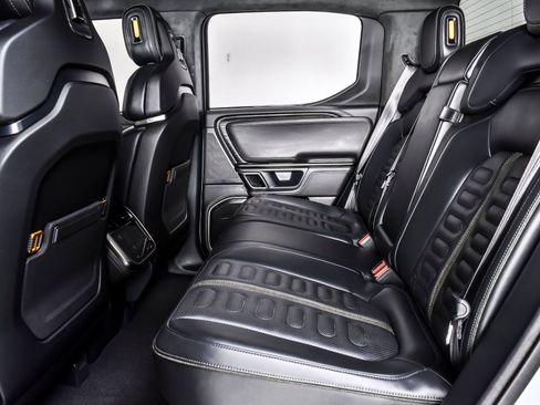 Used 2022 Rivian R1T Adventure AWD/4WD image 17