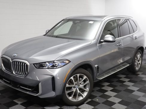 Used 2026 BMW X5 xDrive40i AWD/4WD image 2