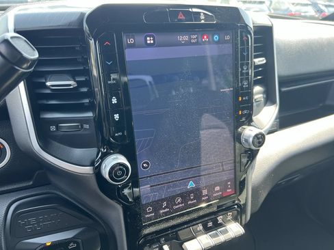 Used 2025 RAM 2500 Big Horn AWD/4WD image 24