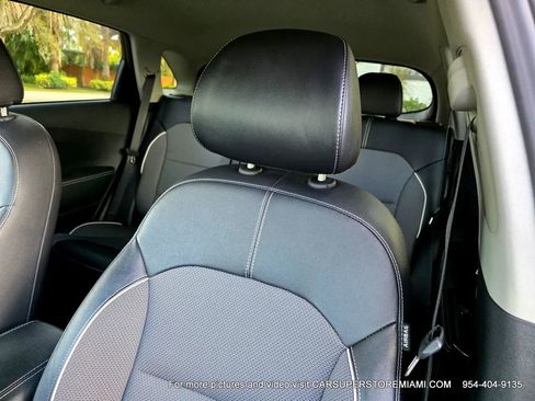 Used 2022 Kia Niro EX w/ Cold Weather Package image 20