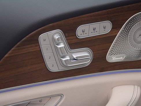 New 2026 Mercedes-Benz GLS 580 4MATIC image 23