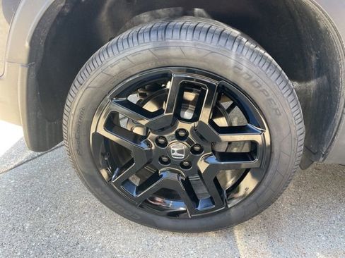Certified 2024 Honda Passport Black Edition image 33