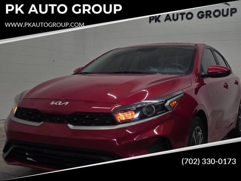 Used 2022 Kia Forte LXS w/ LXS Technology Package FWD image 1
