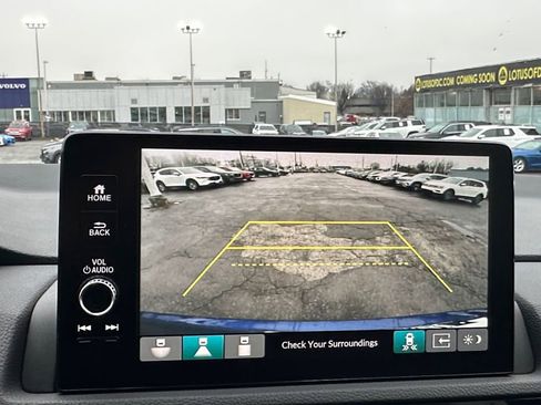 Used 2024 Honda CR-V Sport Touring image 17