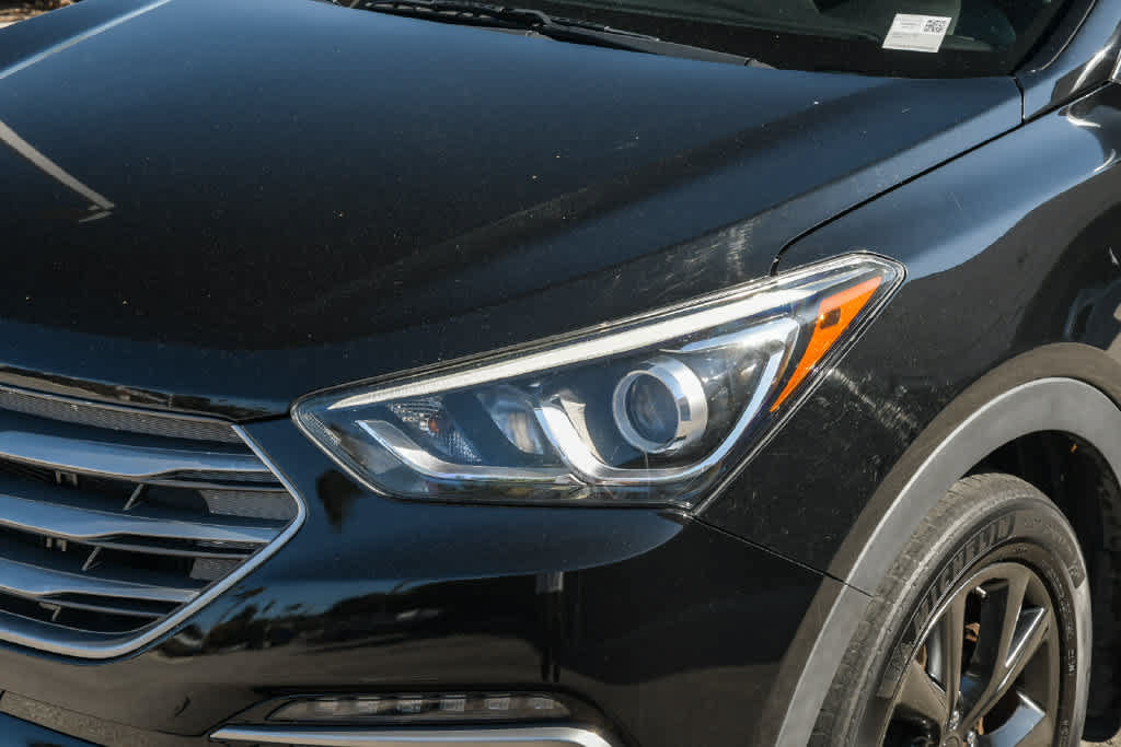 Used 2017 Hyundai Santa Fe Sport FWD image 5