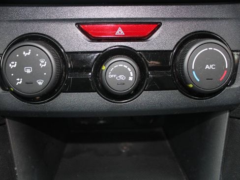 Used 2022 Subaru Impreza 2.0i AWD/4WD image 14