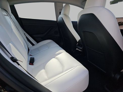 Used 2023 Tesla Model 3 Standard Range RWD image 14