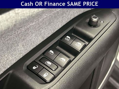 Certified 2022 Jeep Compass Latitude w/ Convenience Group AWD/4WD image 17