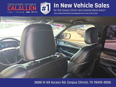 Used 2024 Jeep Grand Cherokee L Limited w/ Black Appearance Package AWD/4WD image 20