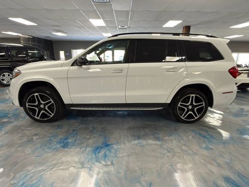 Used 2017 Mercedes-Benz GLS 550 4MATIC w/ Driver Assistance Package image 4