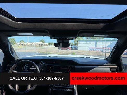 Used 2024 GMC Sierra 2500 AT4X AWD/4WD image 14
