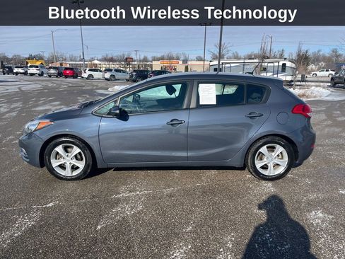 Used 2016 Kia Forte LX image 2