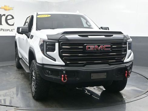Used 2024 GMC Sierra 1500 AT4X image 50