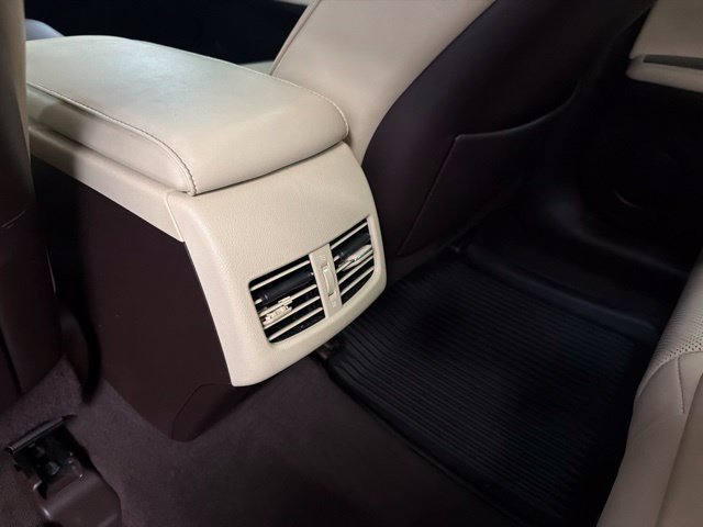 Used 2018 Lexus ES 350 w/ Luxury Package w/Wood Trim FWD image 23