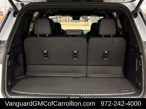 New 2026 GMC Acadia Denali Ultimate w/ LPO, Floor Liner Package image 24