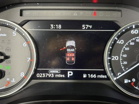 Used 2025 Mitsubishi Outlander AWD image 17