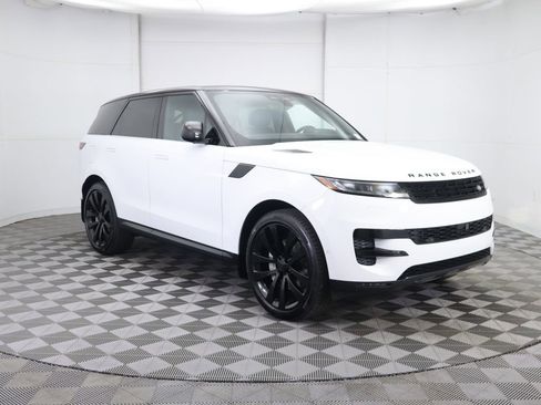 New 2026 Land Rover Range Rover Sport SE image 3
