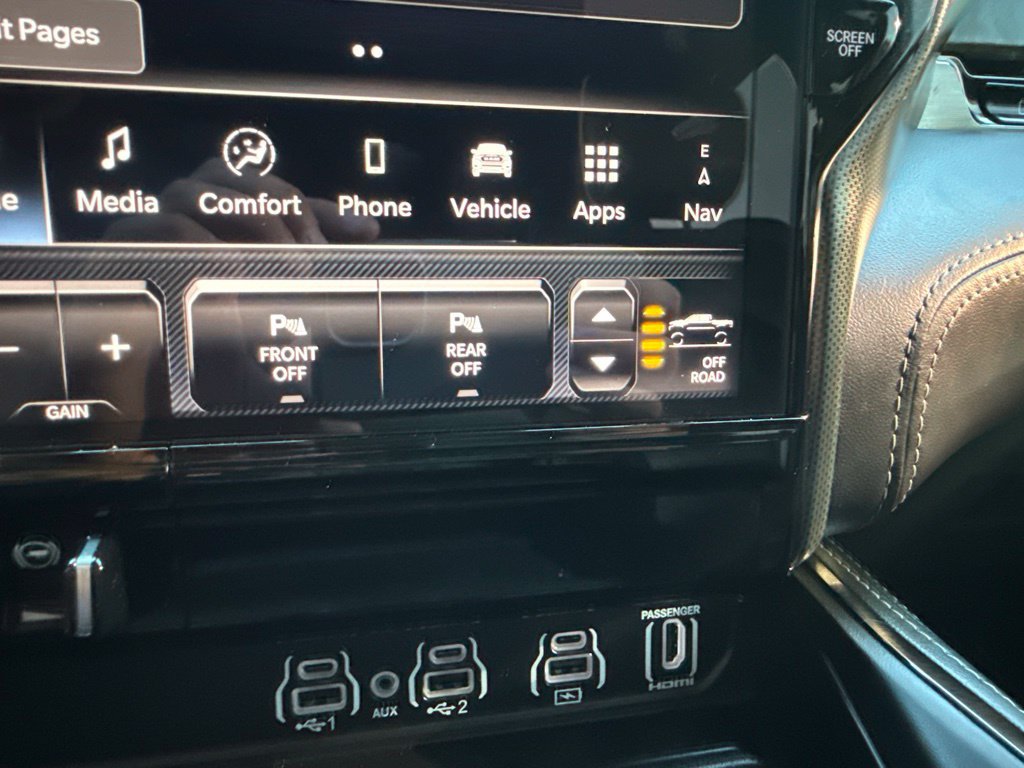 Used 2025 RAM 1500 Limited AWD/4WD image 39