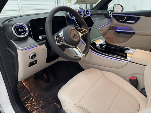 New 2026 Mercedes-Benz GLC 300 image 12