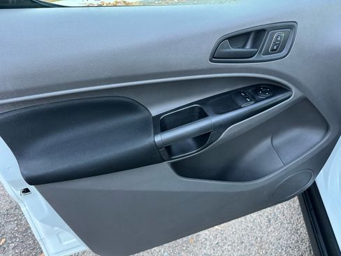 Used 2022 Ford Transit Connect XL image 10