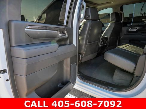 Used 2025 Chevrolet Silverado 3500 LTZ w/ LTZ Convenience Package AWD/4WD image 28