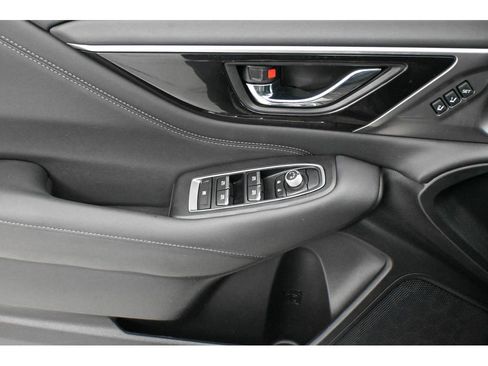 Used 2020 Subaru Outback Limited image 30