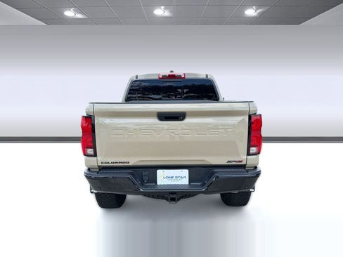 Certified 2024 Chevrolet Colorado ZR2 w/ ZR2 Convenience Package III AWD/4WD image 9