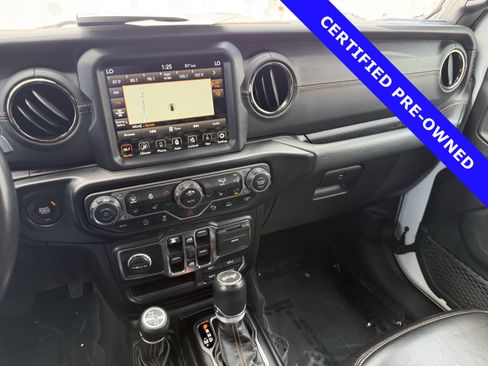 Used 2021 Jeep Wrangler Unlimited Sahara AWD/4WD image 28