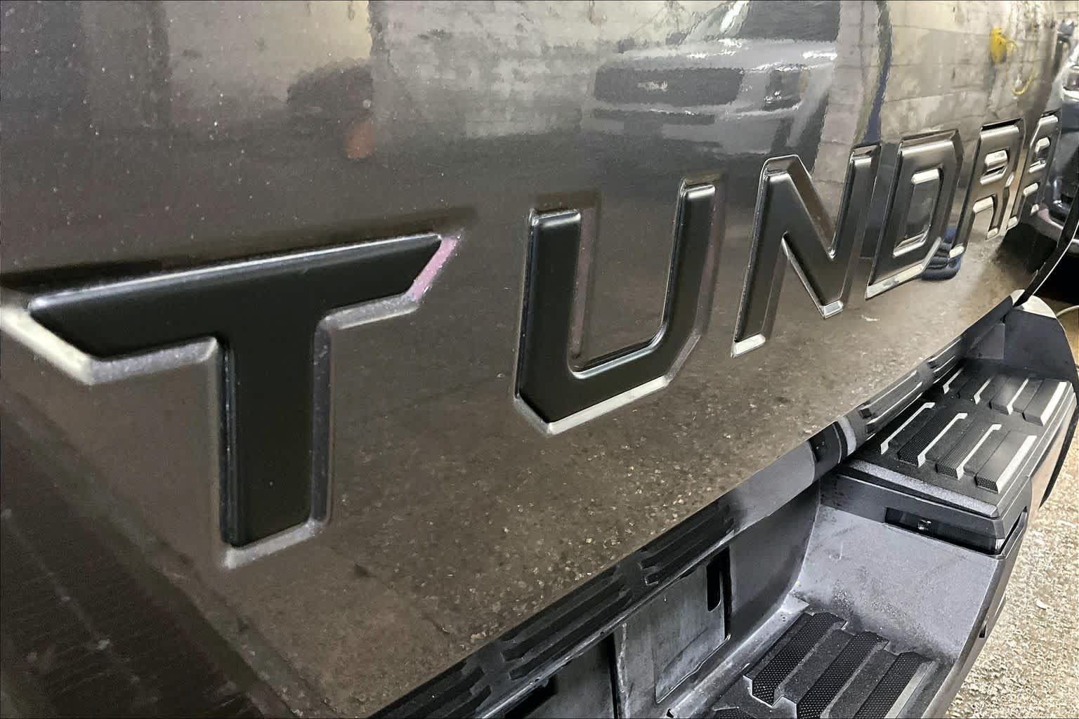 Used 2024 Toyota Tundra Platinum AWD/4WD image 10