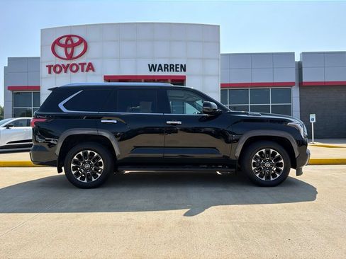 Used 2024 Toyota Sequoia Limited AWD/4WD image 3
