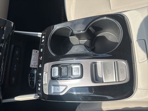 Used 2022 Hyundai Tucson Limited AWD/4WD image 38