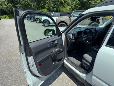 Used 2021 Ford Bronco Sport Big Bend w/ Big Bend Package AWD/4WD image 14