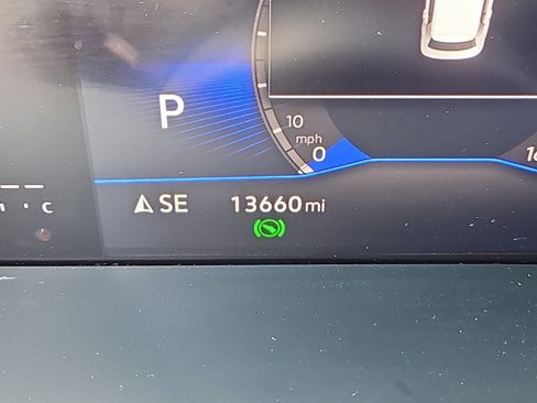 Certified 2024 Volkswagen Tiguan SE R-Line AWD/4WD image 8