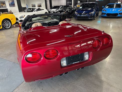 Used 2004 Chevrolet Corvette Convertible w/ Preferred Equipment Group image 13