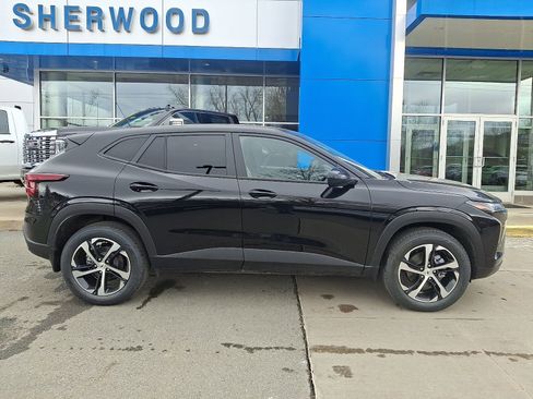 New 2026 Chevrolet Trax RS w/ Driver Confidence Package image 7